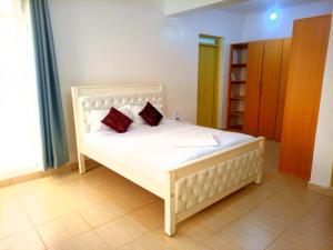 The lake Breeze Airbnb Naivasha