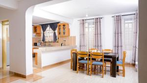 The lake Breeze Airbnb Naivasha