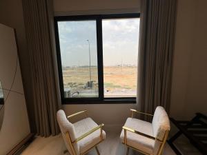 شقة فاخرة ٣ غرف وصالة دخول ذاتي ٩