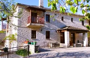 Xenonas Achnoulas - Zítsa