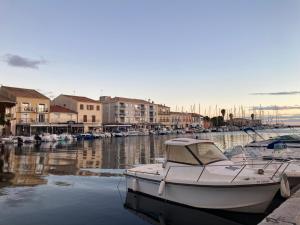Appartements Chez Herve studio centre historique Meze : photos des chambres
