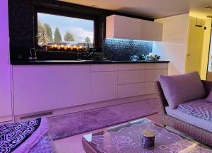 DELUXE Dom z sauną i jacuzzi w otoczeniu gór, lasu i jeziora