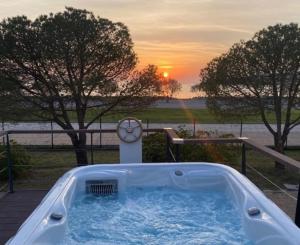 Floating house Sunset Joy