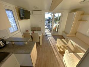 Floating house Sunset Joy