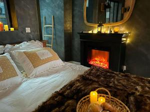 Le chalet romantique, SPA, Écran cinéma, Lit king size, day use, 10 min centre