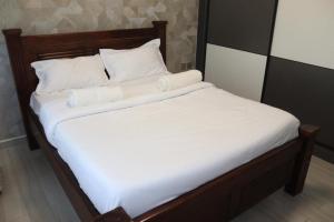 3 bedroom ensuite apartment Lavington