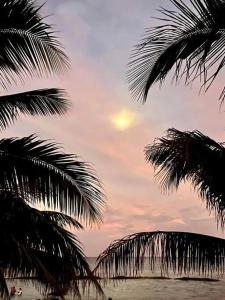 Heavenly new townhouse wjacuzzi near the beach