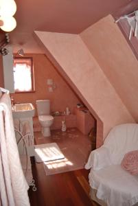 Appartements & Chambres Les Loges du Capucin : photos des chambres