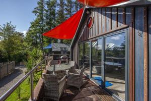 Dundonald Landing Palms 3