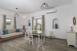 Loulou House