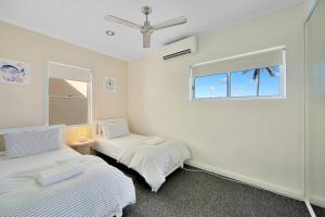 Sandy Cove @ Royle Palms