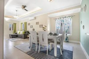 Jamaica Reggae Villa - Point