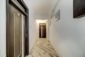 Super Hotel O JNTU college Near LULU mall, KPHB Colony.