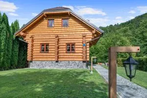 Holiday house with a swimming pool Brod na Kupi, Gorski kotar - 23012 - Vrh pri Fari