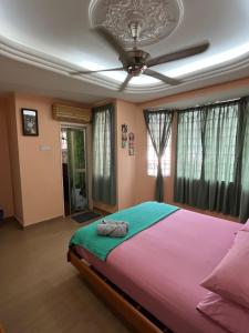 Iwan Ila Homestay