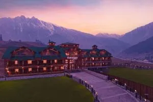 Four Points by Sheraton Sonmarg Resort - 卡尔吉尔