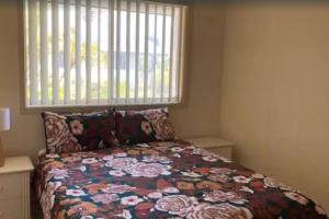 Comfy Unit in Palm Gables Palm Beach!