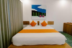 Brown Feather Hotel