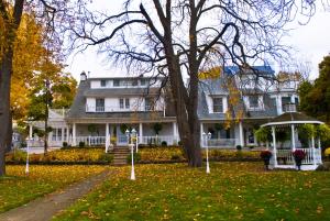 Chestnut Inn