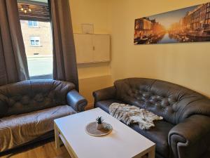 Work and Stay IaM ,3 Schlafzimmer 6 betten 90 qm neu modernisiert