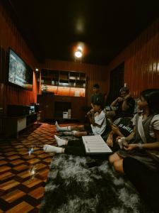 Mirador Old-Time House walking distance to Lourdes Grotto