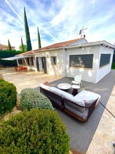Magnifique Villa Le Sud Climatisée à 10 mn des Plages avec Piscine pour 6 Personnes Classée 4 Etoiles à Le Beausset