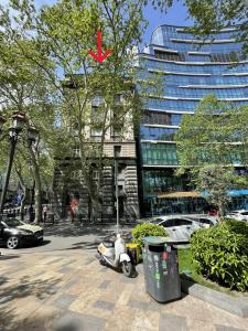 Freedom Square Apartment