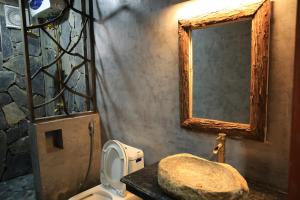 Loop Eco Stone House HG