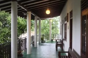 Fieldside Inn - Mailagamuwa