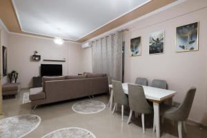 Nov's Apartment2 - 4-star hotels in Gjirokastër