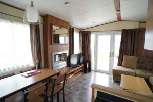 3 bedroom Caravan at Manor Park Hunstanton