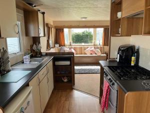 Super 3 Bedroom Pet friendly Caravan with Decking