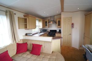 3 Bedroom unit with Ramp Access linen included