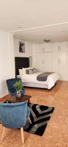 Khayelihle Guest house