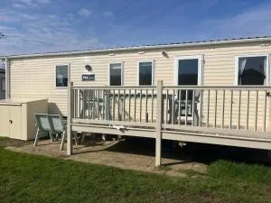 3 Bed 8 Berth Caravan with decking Free WiFi - 斯内蒂瑟姆