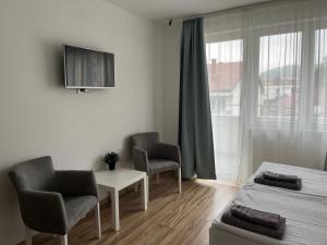 Milutinn-Kruška-Magnolija