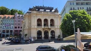 Centrum Karlovy Vary Divadelní