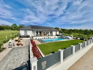 Silver Home Apartman "A" - 鲍科尼贝尔