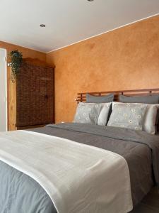 Moulin - Studio charmant avec terrasse - 3 étoiles - 3hvězdičkové hotely ve městě Dieulefit