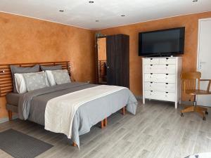 Moulin - Studio charmant avec terrasse - 3 étoiles