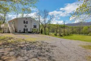 Riverside Serenity- A Picturesque Retreat cottage - Catherine Furnace