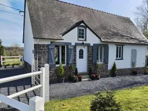 La Croix Douillet - Le Mesnil-Amand