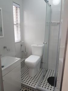 15 BRONZE BEACH UMHLANGA ROCKS DURBAN