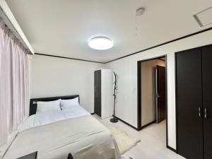 Big House Direct to every spots 4mins to station 4Lines for used Family Direct Shinjuku Ikebukuro 3 Bedrooms Max for 8 people