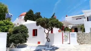 Marina In Town - Megali Ammos