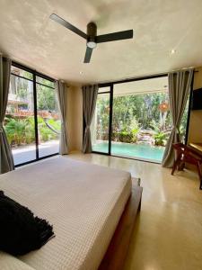 Little Oasis with private pool in the jungle