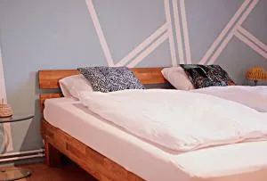 Colourful 2.5 Bedroom With Large Balcony & Garden. - Aigelsbach