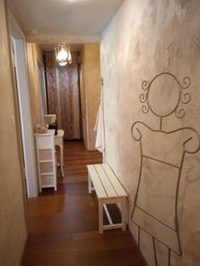 Appartements & Chambres Les Loges du Capucin : Appartement 1 Chambre - Vue sur Jardin - Terre de Sienne