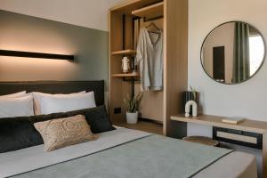 APARKTION THE ZEPHYRUS STUDIO