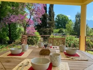 KARMA House by the River - 帕拉米夏